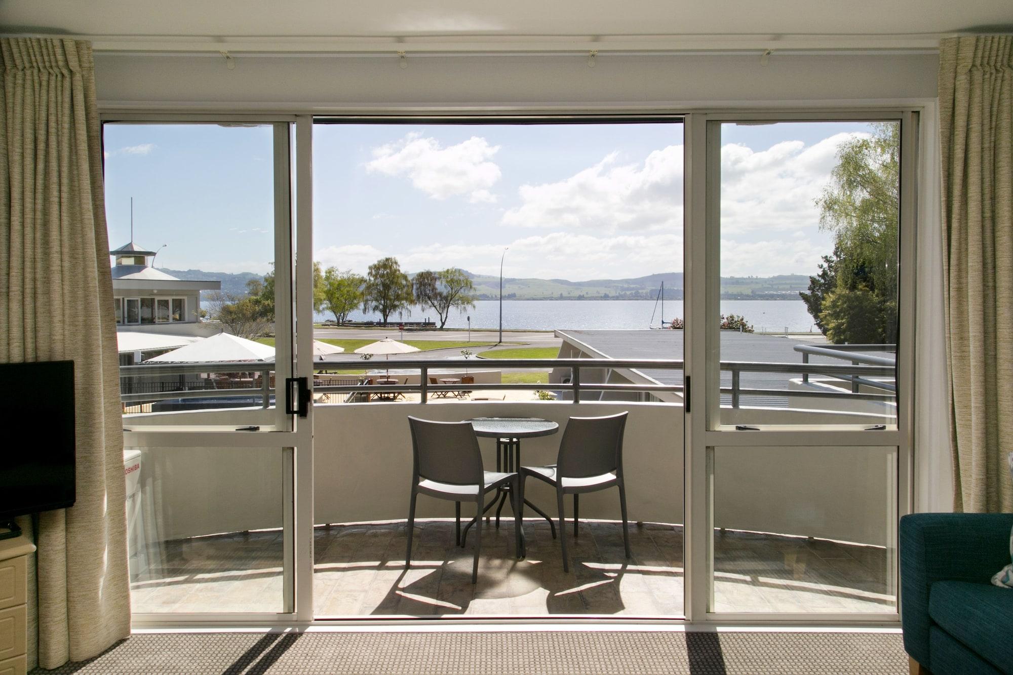 Anchorage Resort Taupo Nz Exterior foto